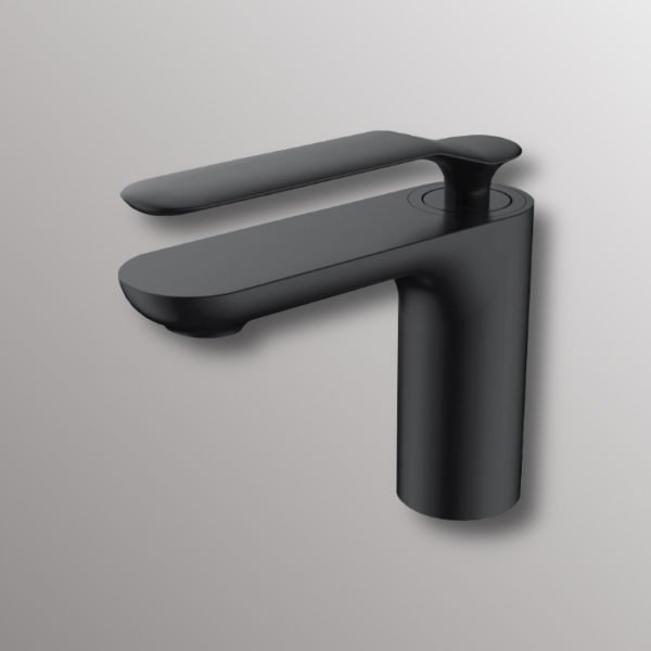 single lever faucet in black