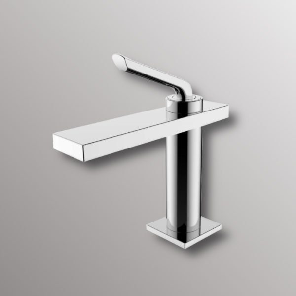 bathroom faucet in chrome