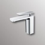 water faucet in chrome