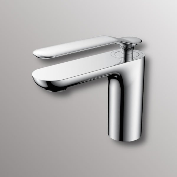 single lever faucet in chrome