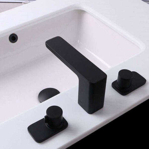 bath faucet contemporary in matte black