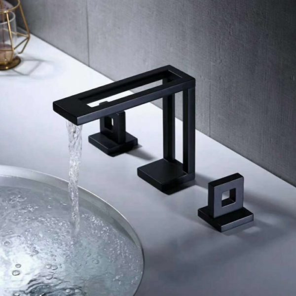 matte black faucet for bathroom