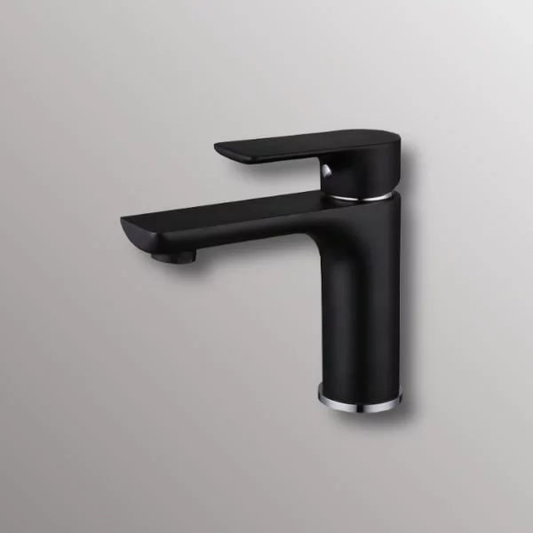 deck mounted faucet in black